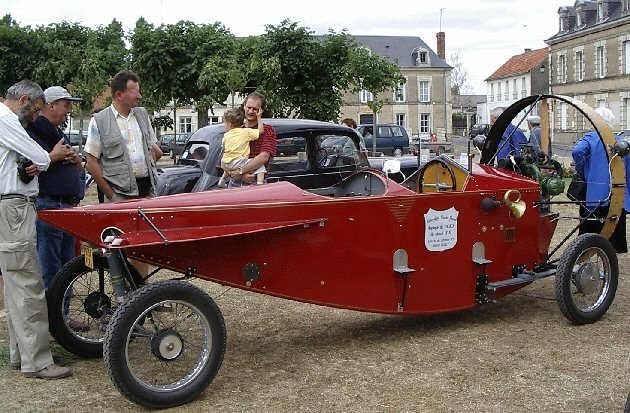 car with propeller