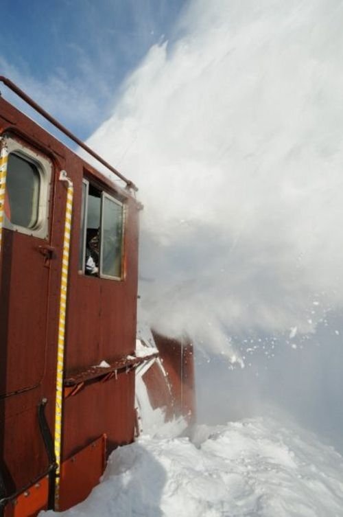 rotary snowplow train