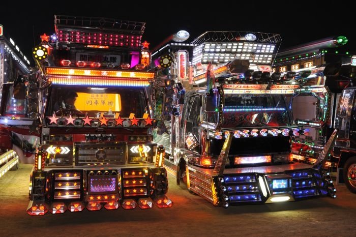 Dekotora, Japanese trucks