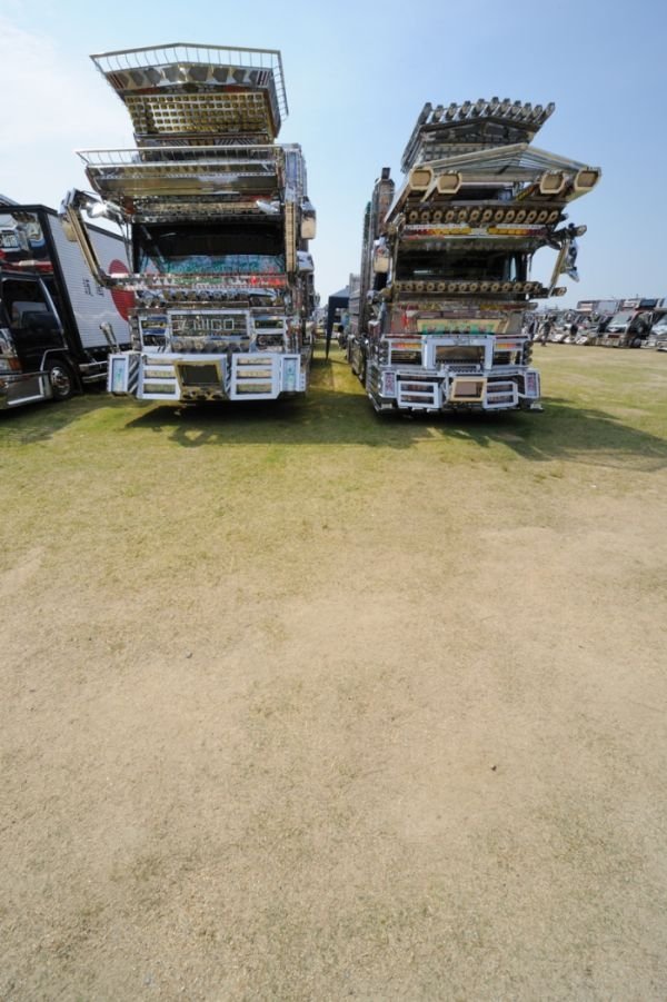 Dekotora, Japanese trucks