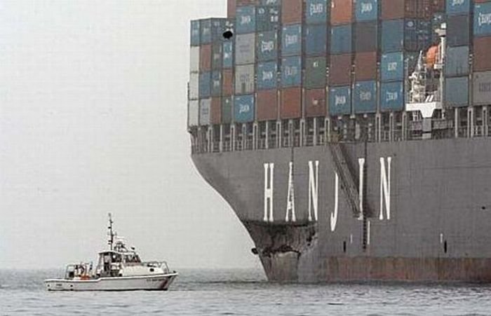 container ship accident