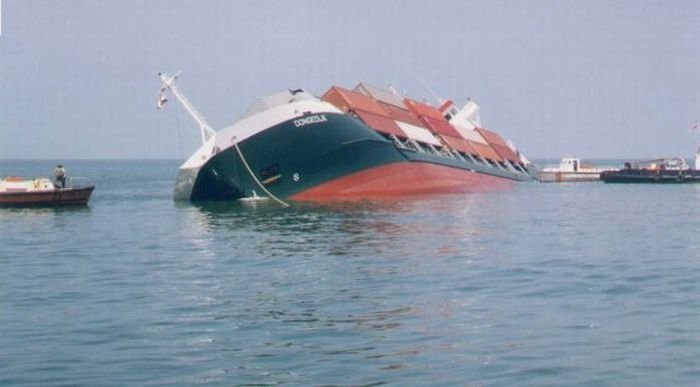 container ship accident