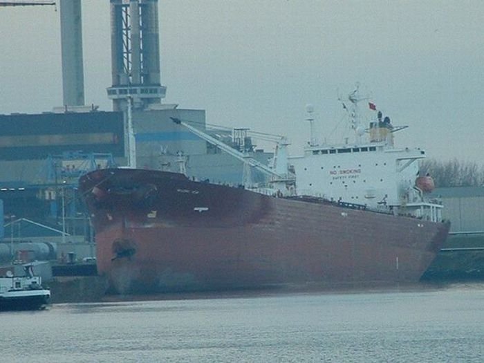 container ship accident