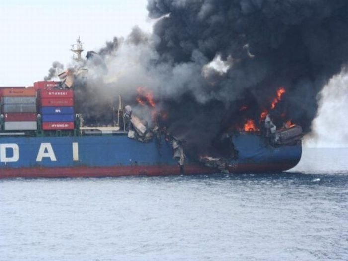 container ship accident