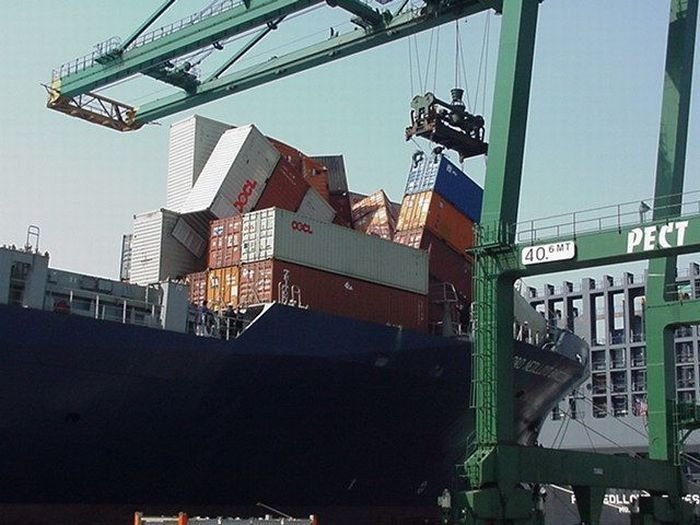 container ship accident
