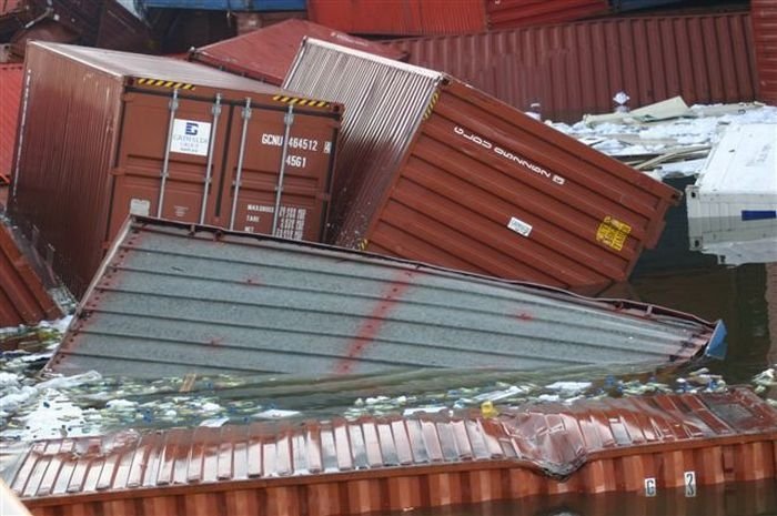 container ship accident