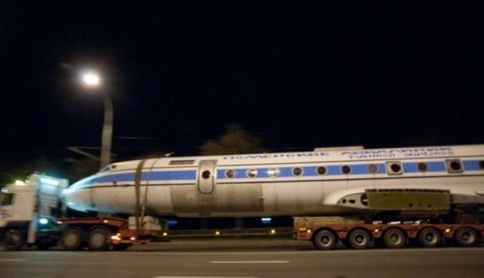 transporting oversized load