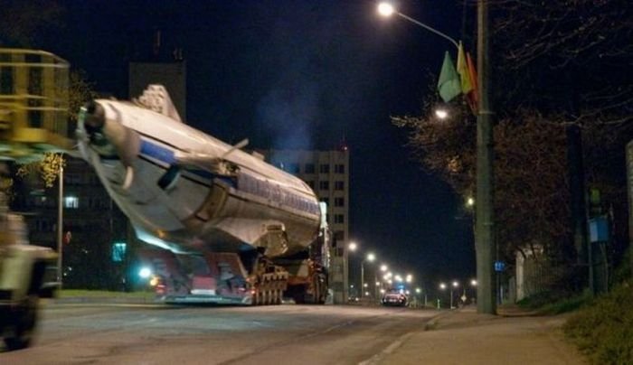 transporting oversized load