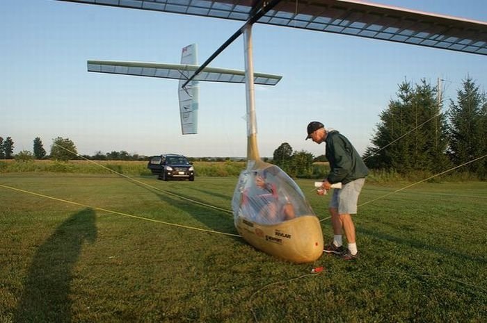 Building an Ornithopter, Canada