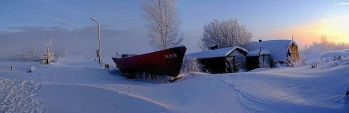 ships at winter
