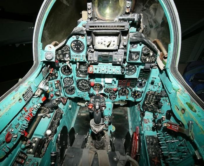 fighter jet cockpit