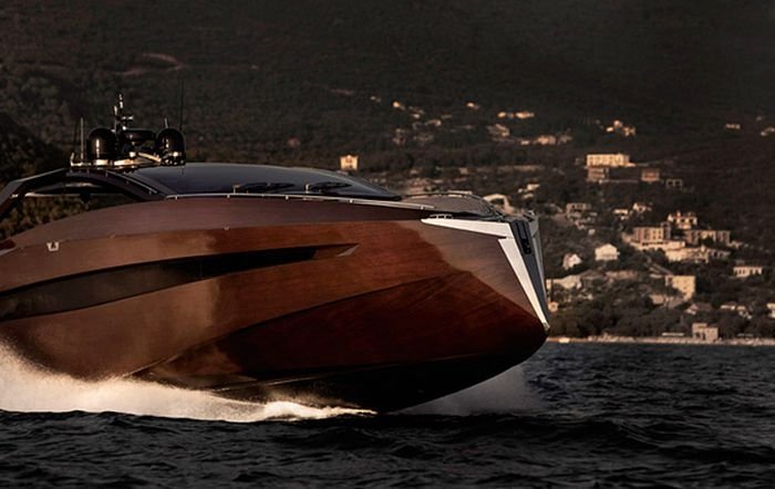 Hedonist yacht by Art of Kinetik