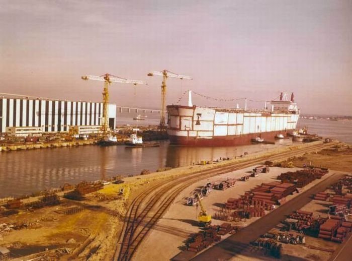 construction of the batillus-class supertanker
