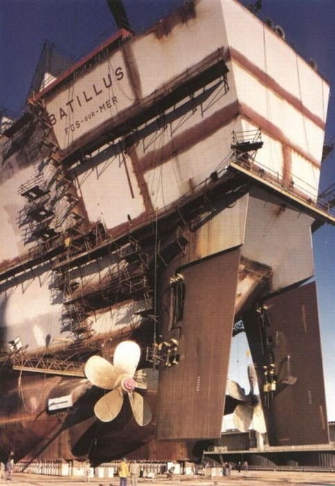 construction of the batillus-class supertanker