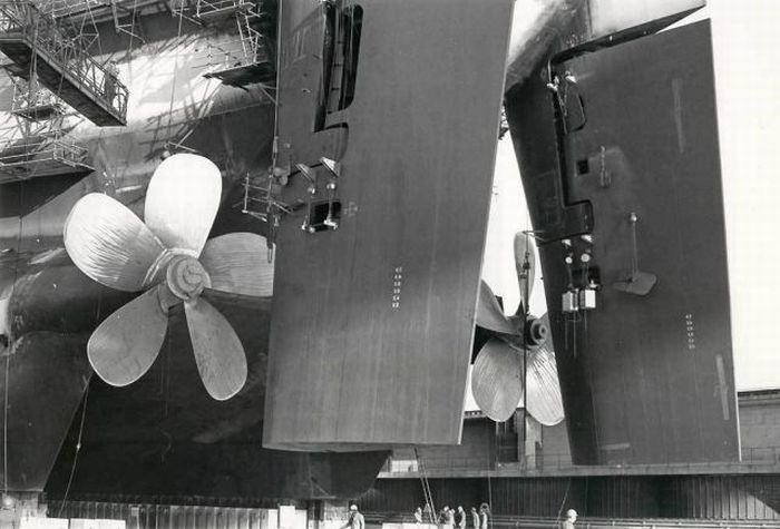 construction of the batillus-class supertanker