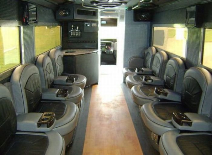 Vault XXL Armored Limousine