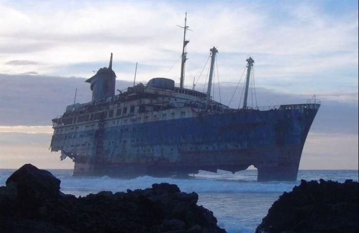 shipwreck