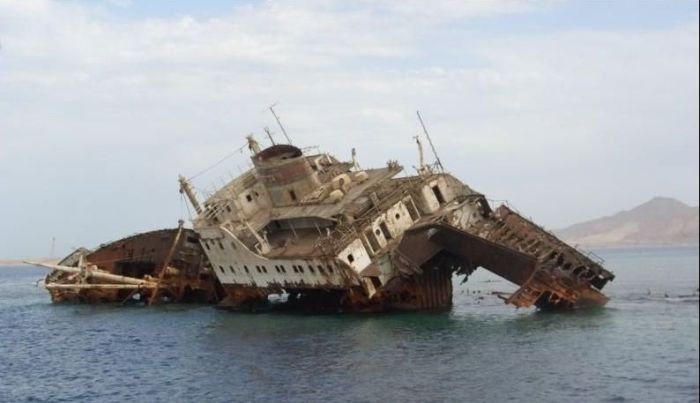 shipwreck