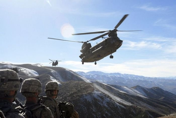 Boeing CH-47 Chinook