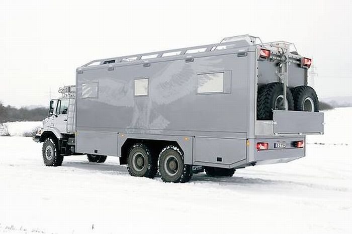 Mercedes-Benz Hunter 6x6 Zetros Truck