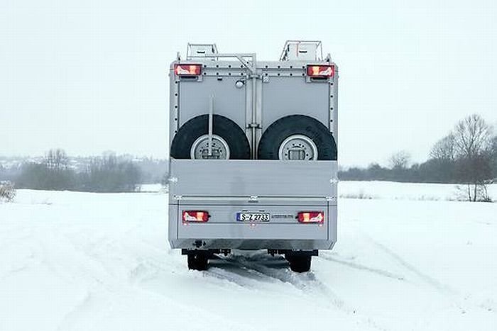 Mercedes-Benz Hunter 6x6 Zetros Truck