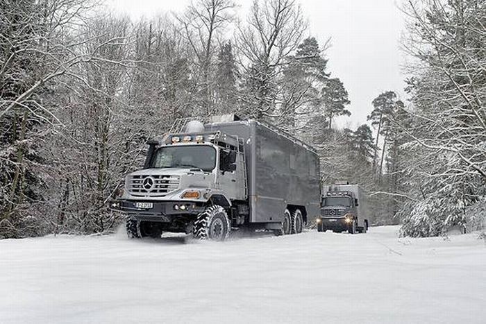 Mercedes-Benz Hunter 6x6 Zetros Truck