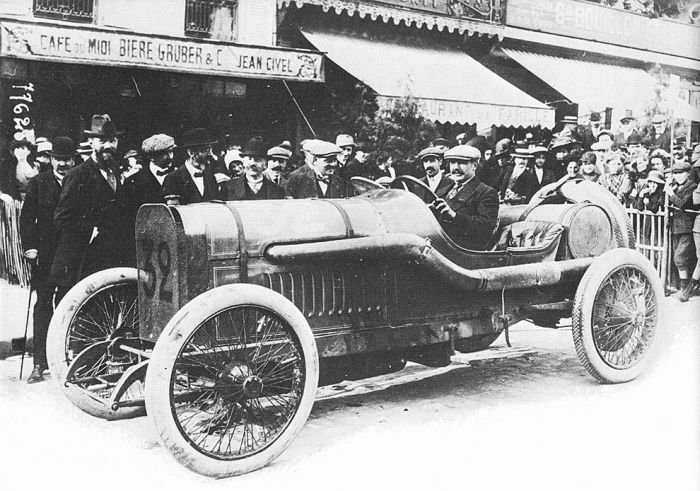 antique retro racing car