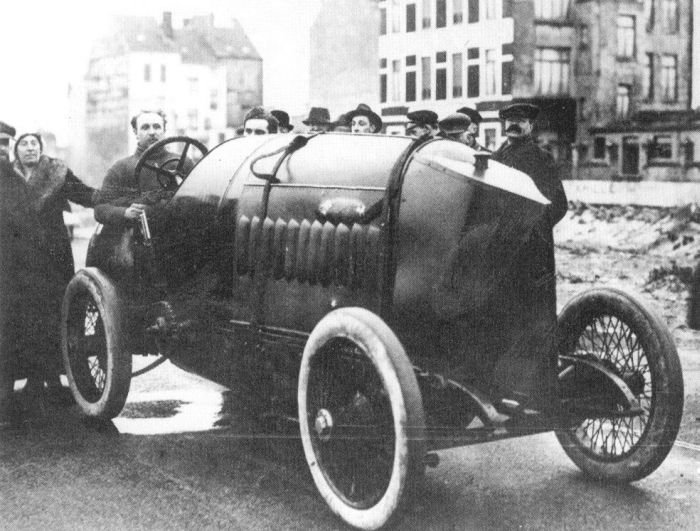 antique retro racing car