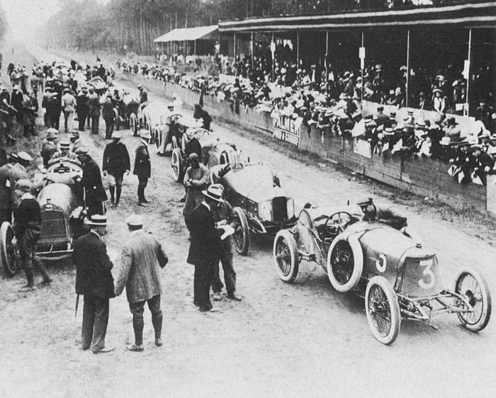 antique retro racing car