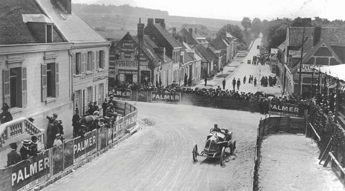 antique retro racing car