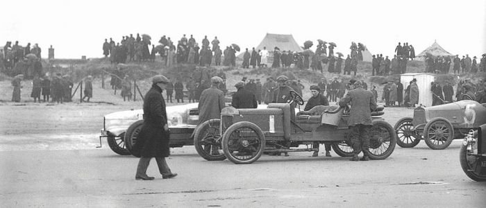 antique retro racing car