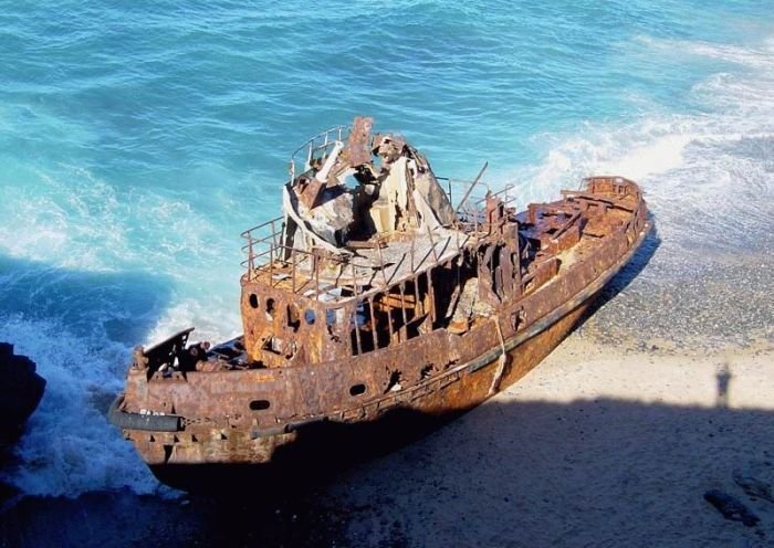 shipwreck