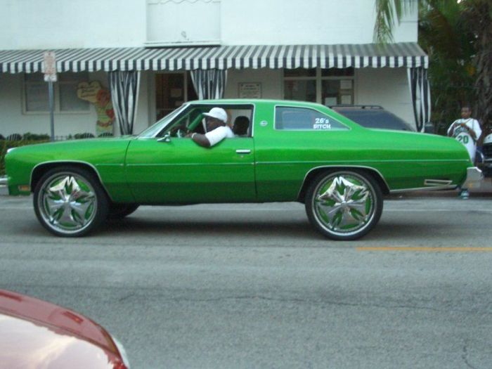 car with rims