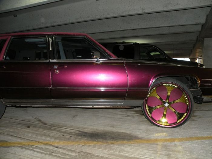 car with rims