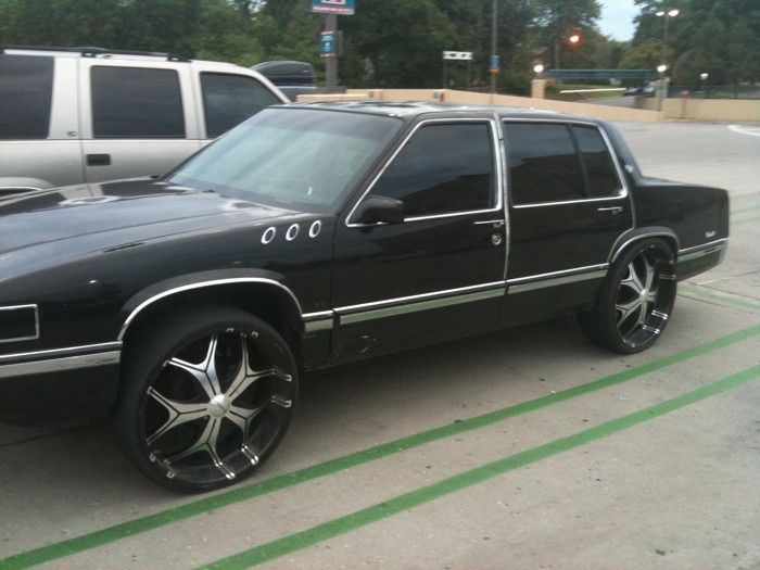 car with rims