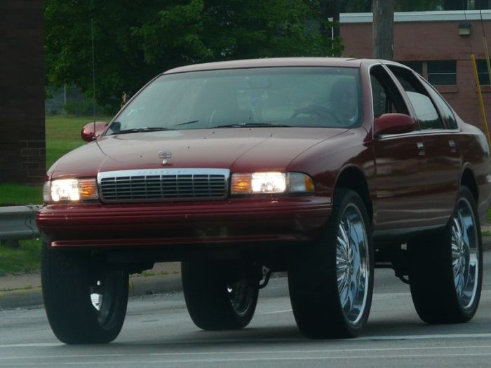 car with rims