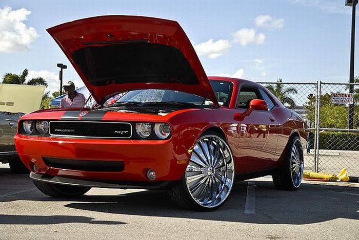 car with rims