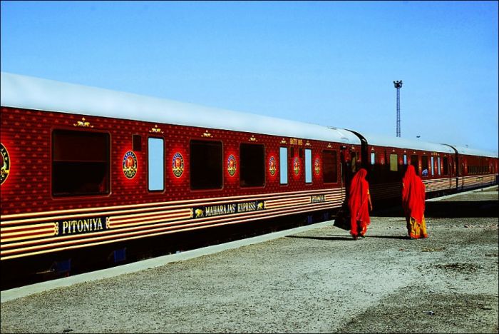 Maharajas' Expres, luxury train, India