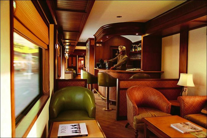 Maharajas' Expres, luxury train, India