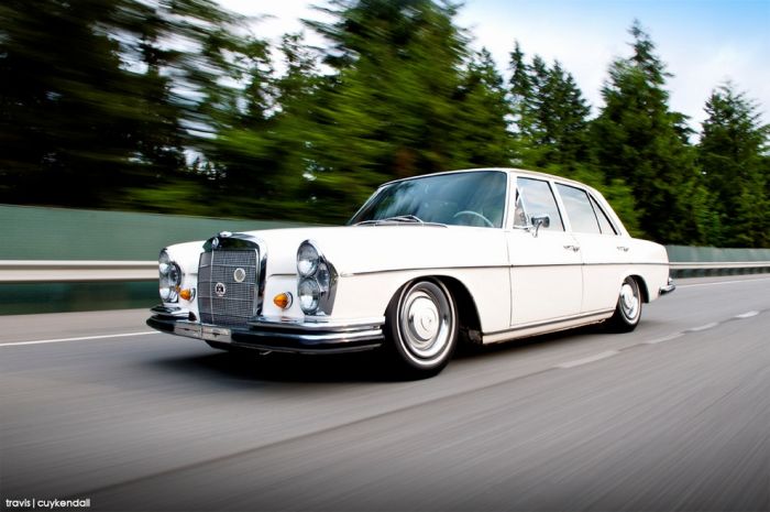 classic vintage mercedes-benz