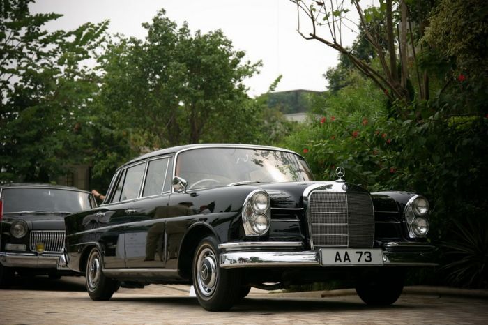 classic vintage mercedes-benz