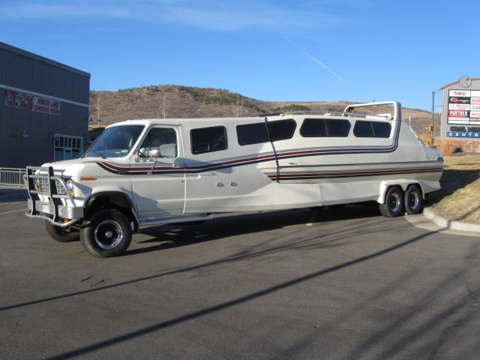 motorized boaterhome