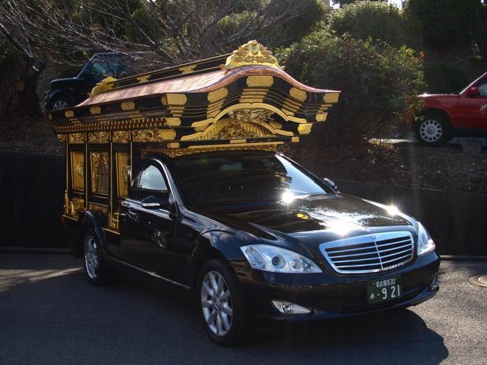 hearse funeral vehicle