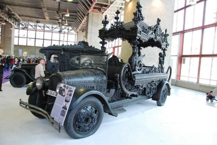 hearse funeral vehicle