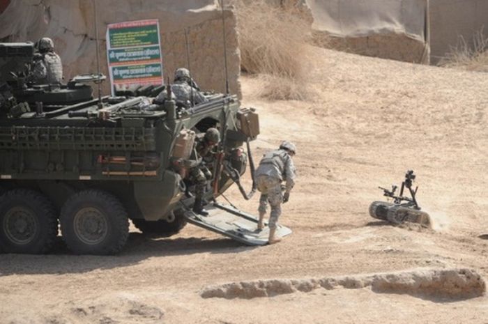 EOD bomb explosive ordnance disposal robot