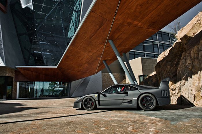 carbon fiber ferrari f40