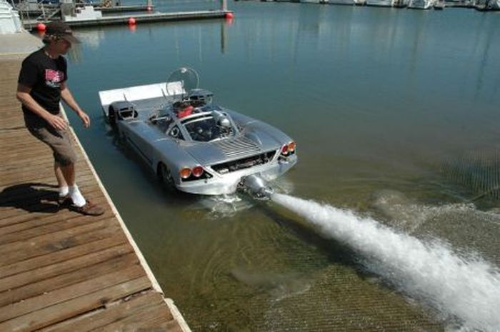 2012 Sea Lion prototype amphibious world record competition vehicle