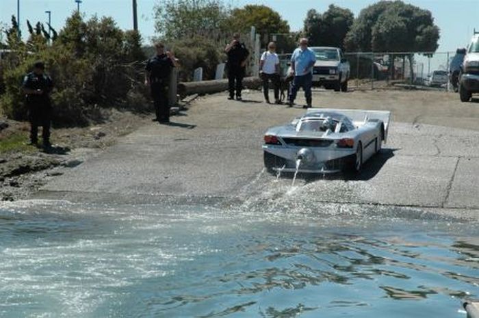 2012 Sea Lion prototype amphibious world record competition vehicle