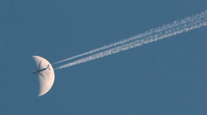 contrails, condensation vapour trails