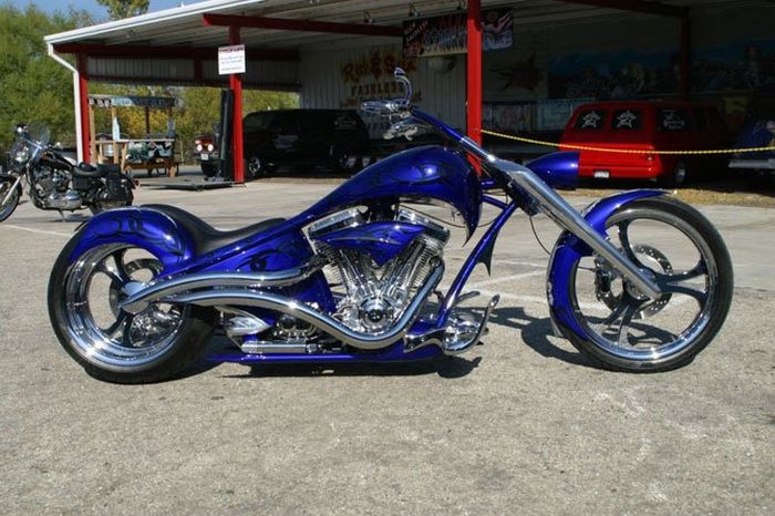 Custom chopper by Rick Fairless, Strokers Dallas